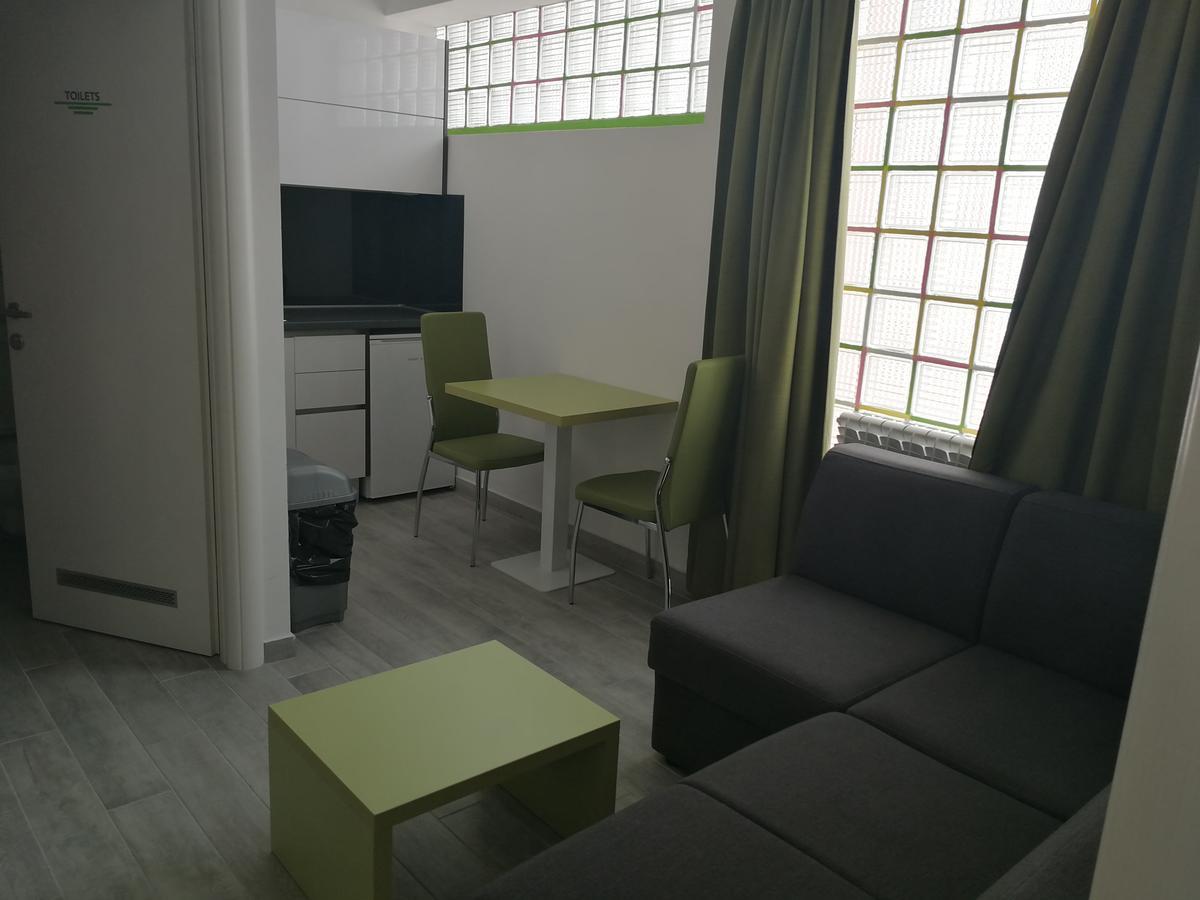 3F Hostel Zagreb Buitenkant foto